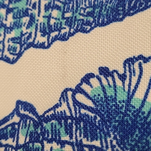 Lilly Pulitzer for Estee Lauder Tote Bag - Picture 10 of 17